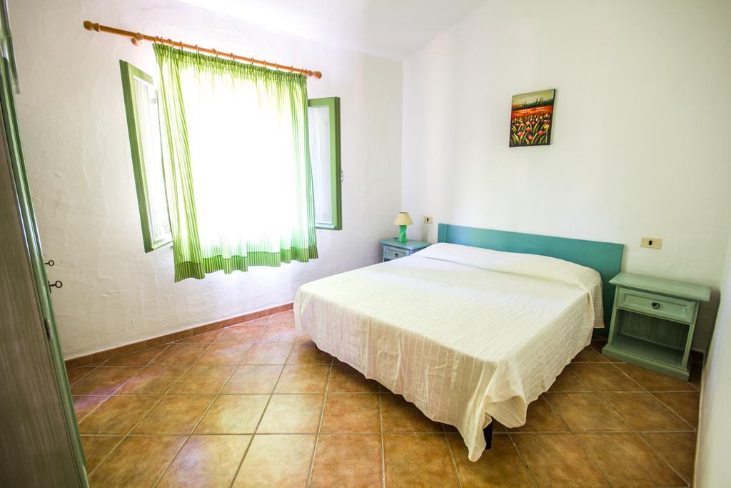 I Giardini Di Cala D'Ambra Apartment San Teodoro  Room photo