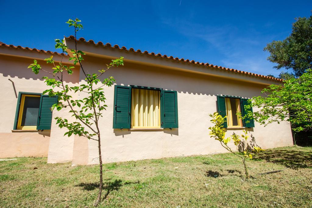 I Giardini Di Cala D'Ambra Apartment San Teodoro  Room photo