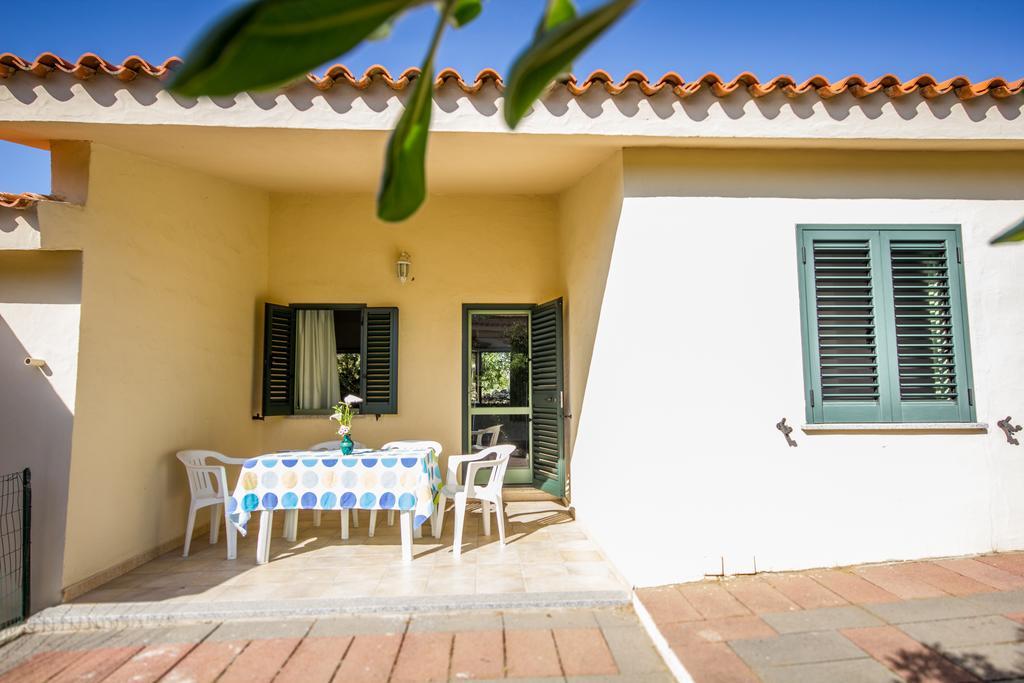 I Giardini Di Cala D'Ambra Apartment San Teodoro  Exterior photo